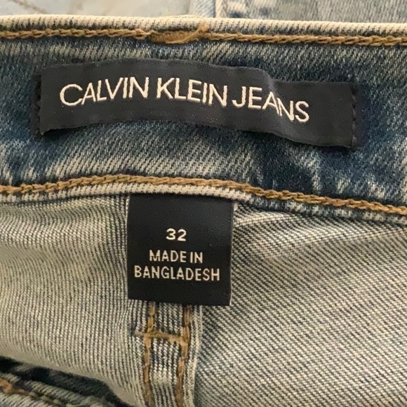 Calvin KLEIN JEANS. High rise cropped.  Size 32 - Picture 8 of 8